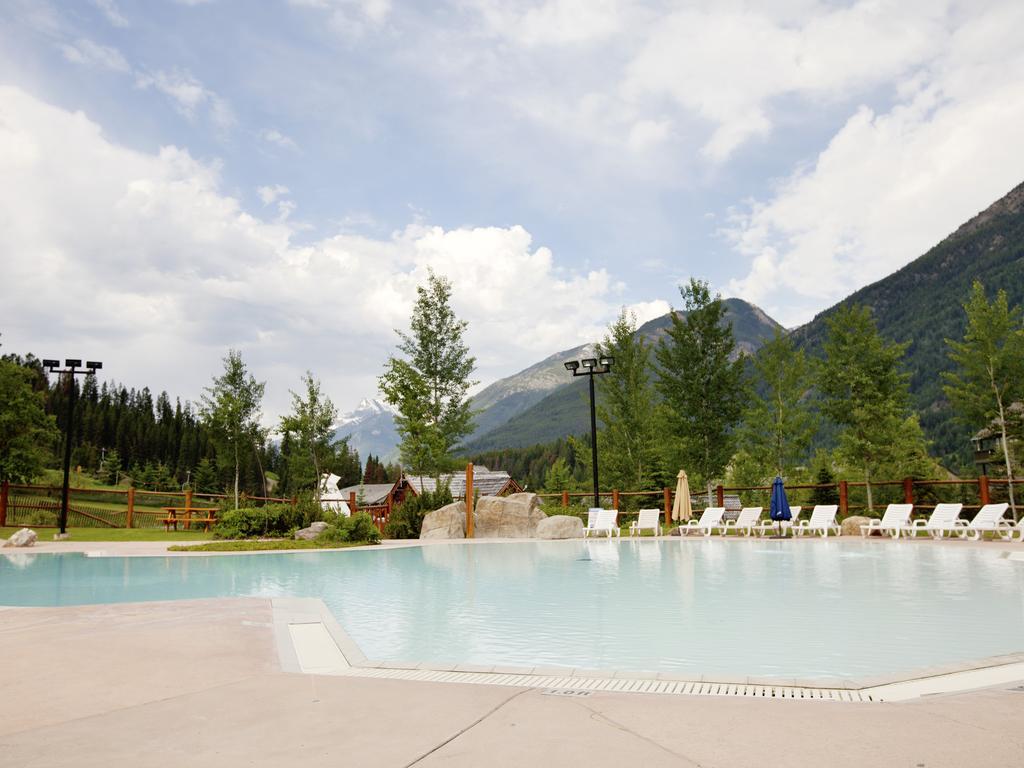 Panorama Mountain Resort - Toby Creek / Horsethief Condos Eksteriør bilde